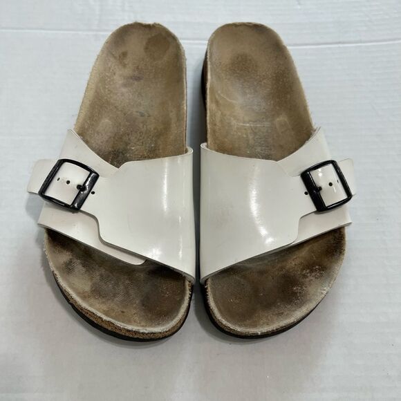 Birkenstock White Patent Leather Sandals - Picture 5 of 9